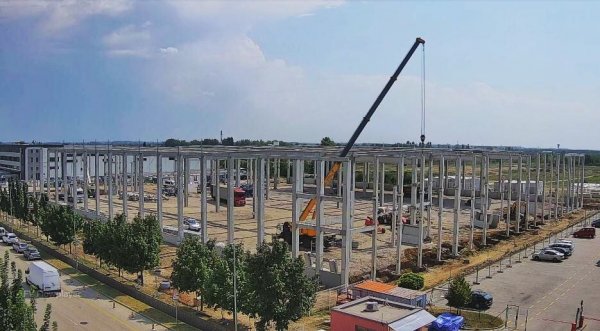 Mercor fstelvezets az Airport City Logisztikai Park j raktrcsarnokn